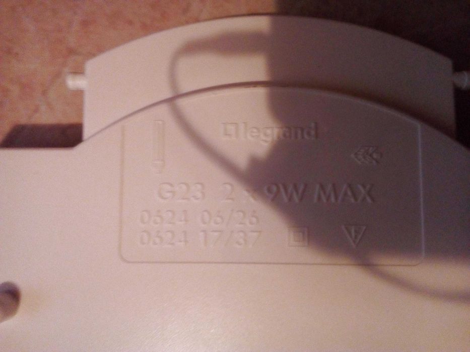 Legrand Lamp Holder for G21 2x9W (Ceiling Light 062426)64730235373314123