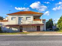 Moradia com negocio no R/C