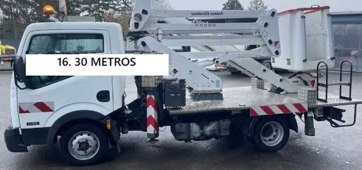Nissan Cabstar C/Plataforma Elevatória