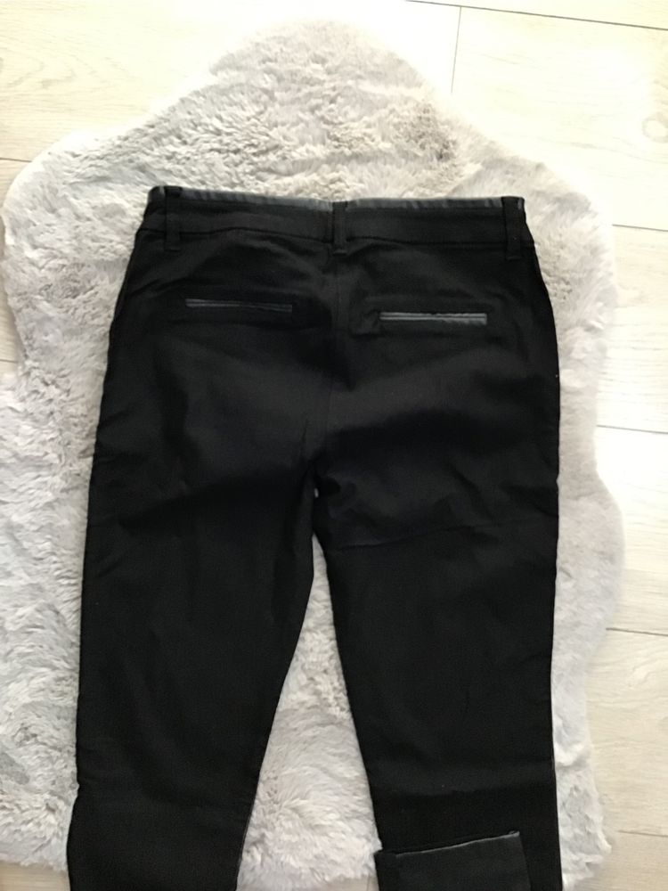 Spodnie damskie S 36 a’la skórzane czarne rurki wąska nogawka włoskie
