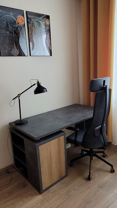 Solidne biurko 140cm w stylu loftowym w świetnym stanie