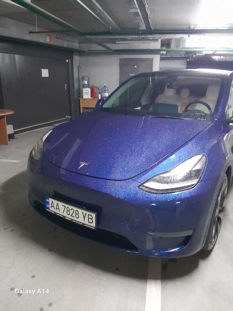 ТеслаModel Y. 2022 (полный привод)