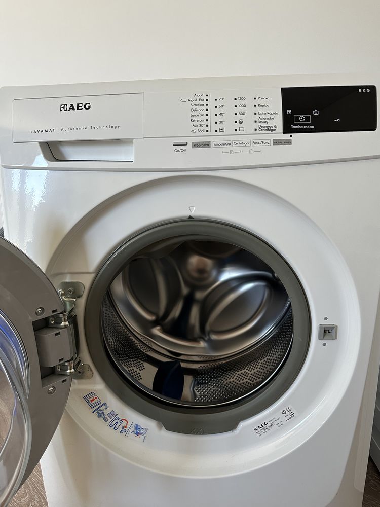 Máquina lavar roupa AEG como NOVA