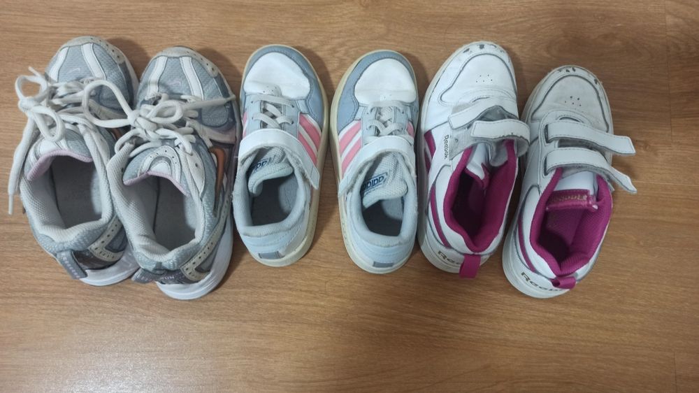 Ténis de menina Adidas Nike Reebok