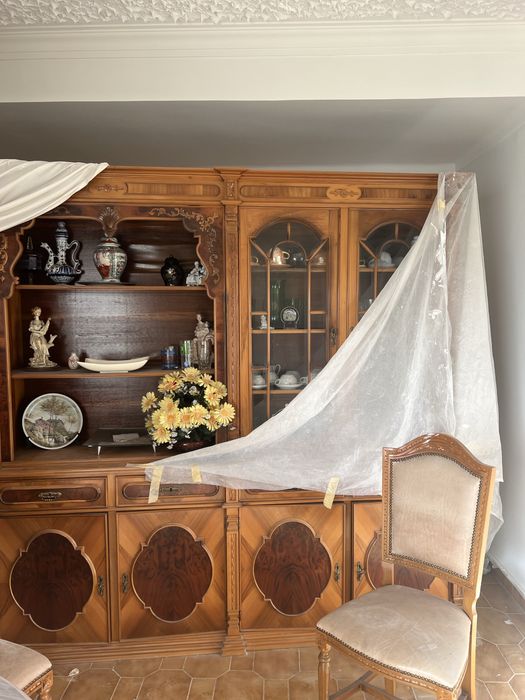 Cristaleira de cerejeira (muito bom estado)