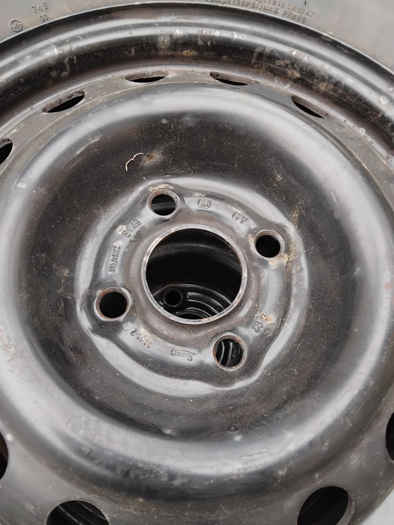 Шины Kumho R14 195 65 и диски GM комплект 4 шт.