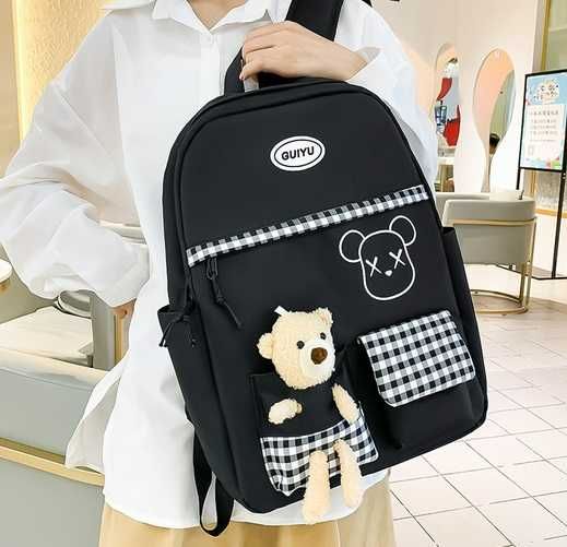Школьный подростковый рюкзак, набор 4в1  цвет черный новый