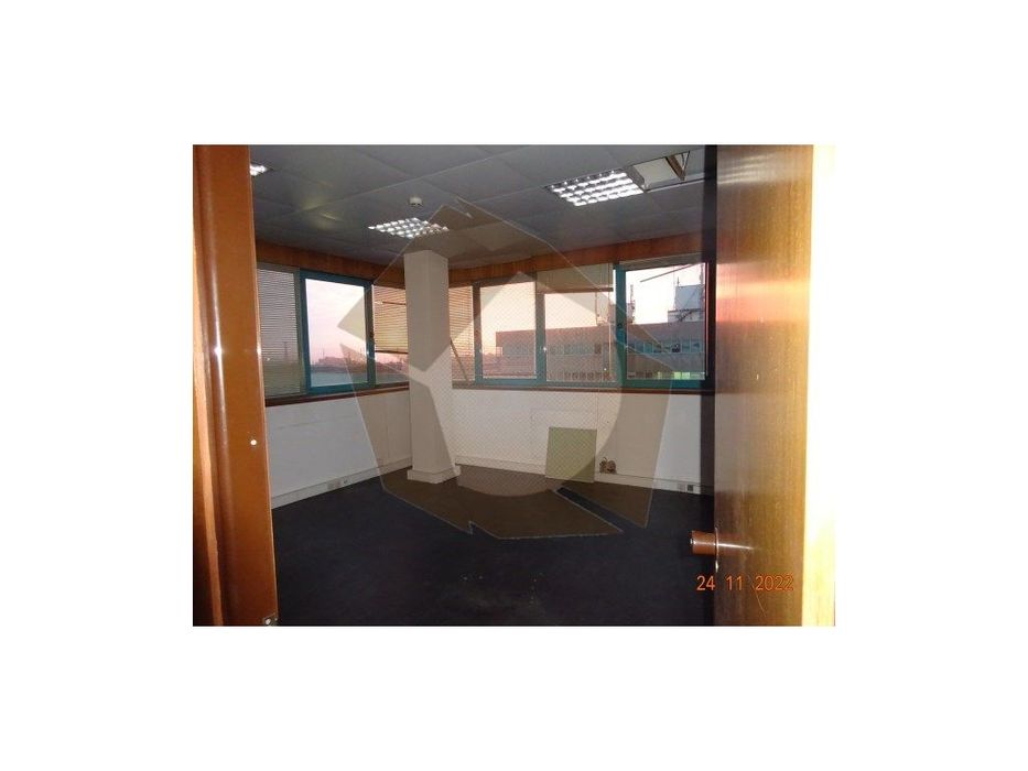 Escritórios Ed. Hermes - Perafita