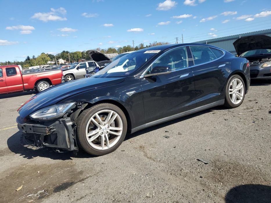 2015 Tesla model S 70D
