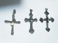 Lindos preciosos pendentes crucifixos vintage em prata e ouro