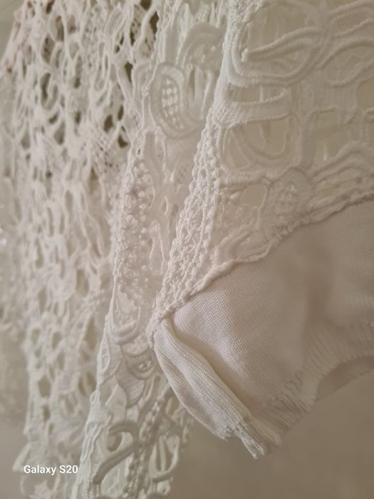 Blusa branca marca Zara pouco uso