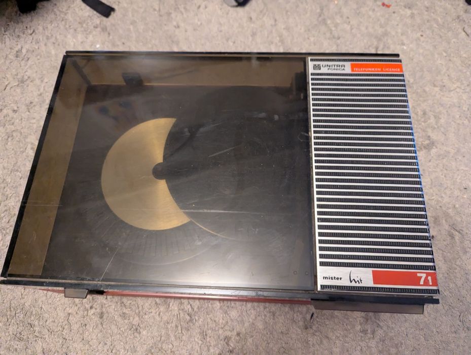 Gramofon uszkodozny UNITRA