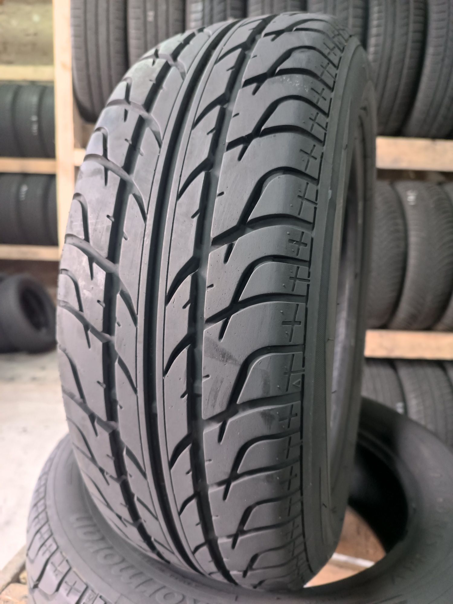 Літні шини KORMORAN 195/60 R15 резина Р15