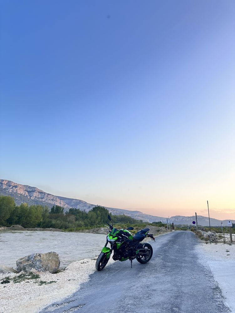 Kawasaki Z900 full 2020