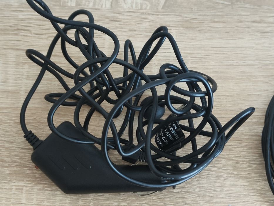 Caliber DVR 225 Podwójna kamera samochodowa z GPS