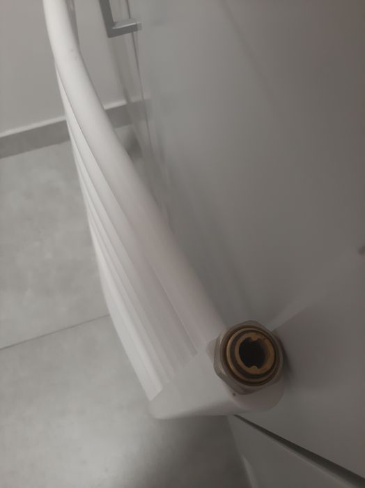 Kaloryfer biały na sprzedaż