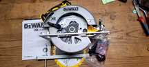 Pilarka DeWalt DCS570N 18v nowa
