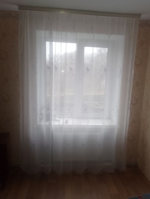 Занавіски та тюль  .