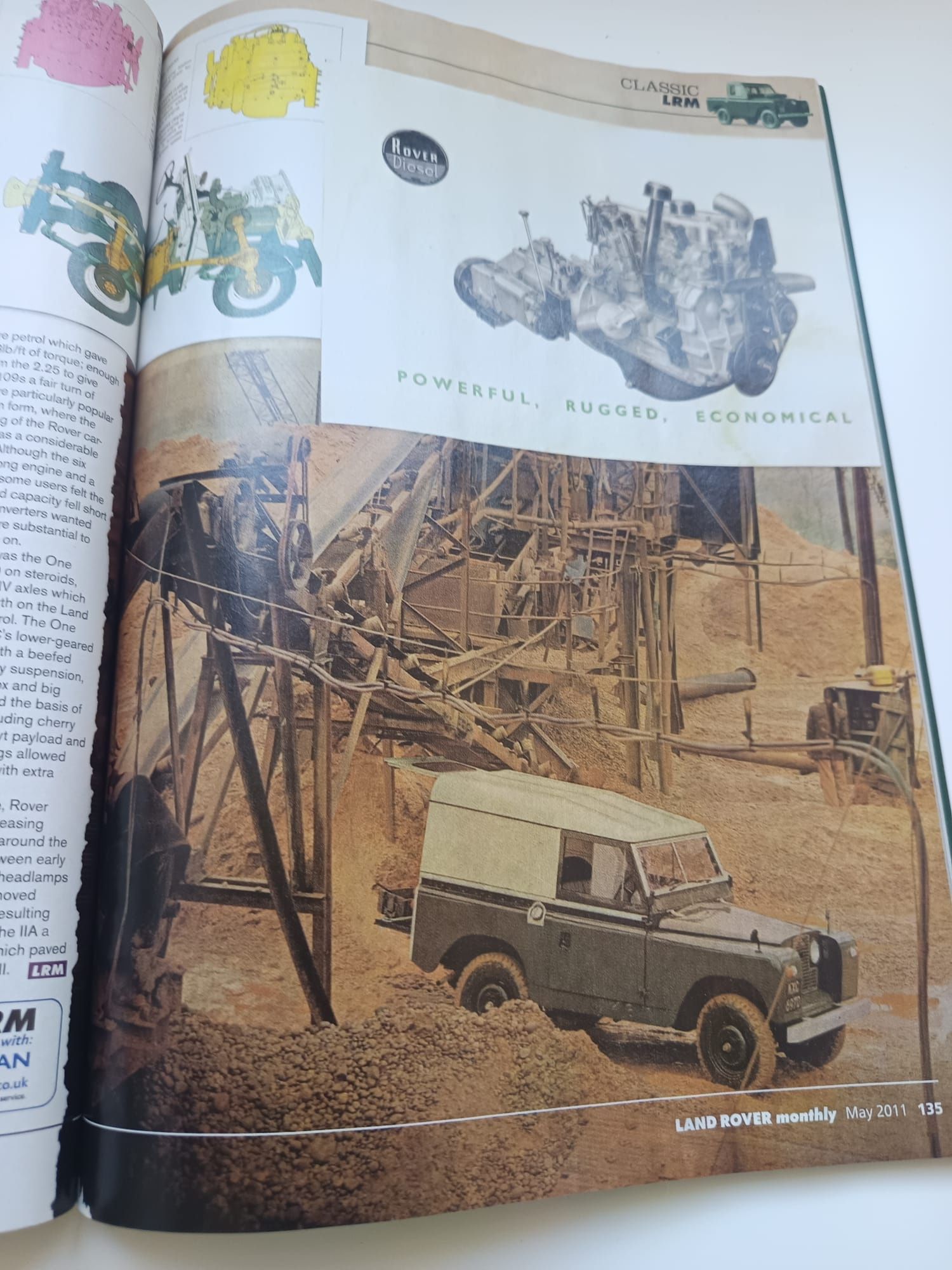 Land rover monthly (2011)