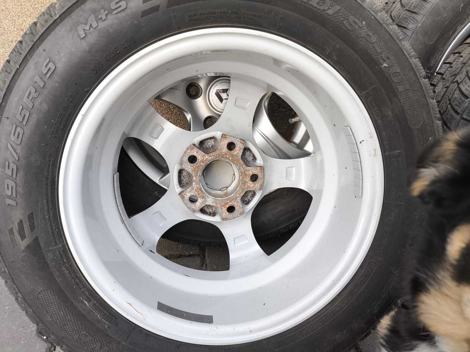 Felgi Koła Renault Megane Scenic 5x114,3 ET43 zima 195/65/R15 Wysyłka