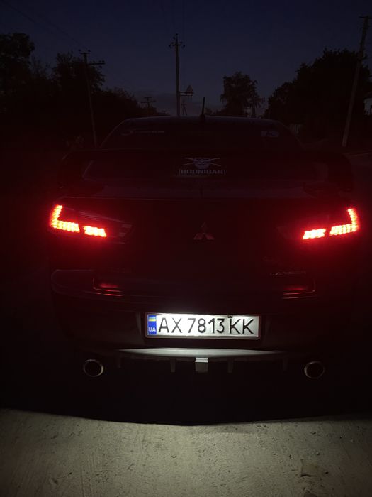 Мітсубісі lancer 10