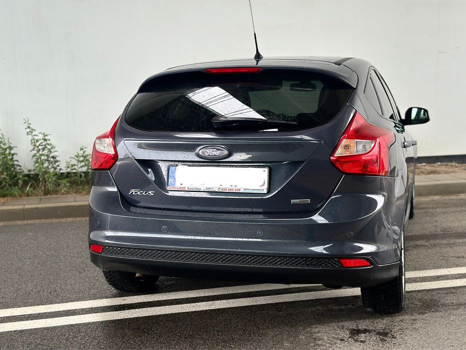 Ford Focus 2013r 140 tys przebieg! Kliamtyzacja, pdc