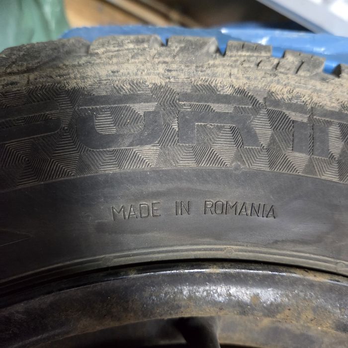 Opony zimowe z felgami 175/65 R14