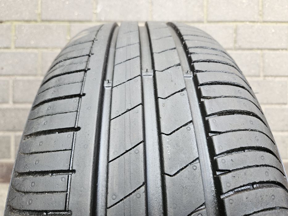 2x 205/60R16 92V Hankook Kinergy Eco K425 / 2x 7mm / JAK DEMO [1108]