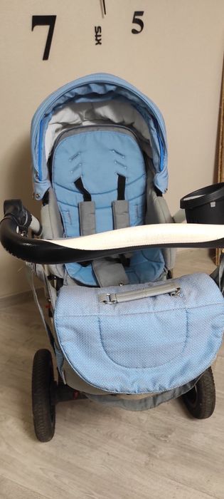 Коляска Adamex Avila 2 в 1