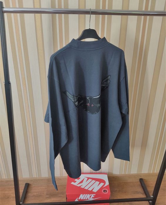 yeezy gap balenciaga long sleeve