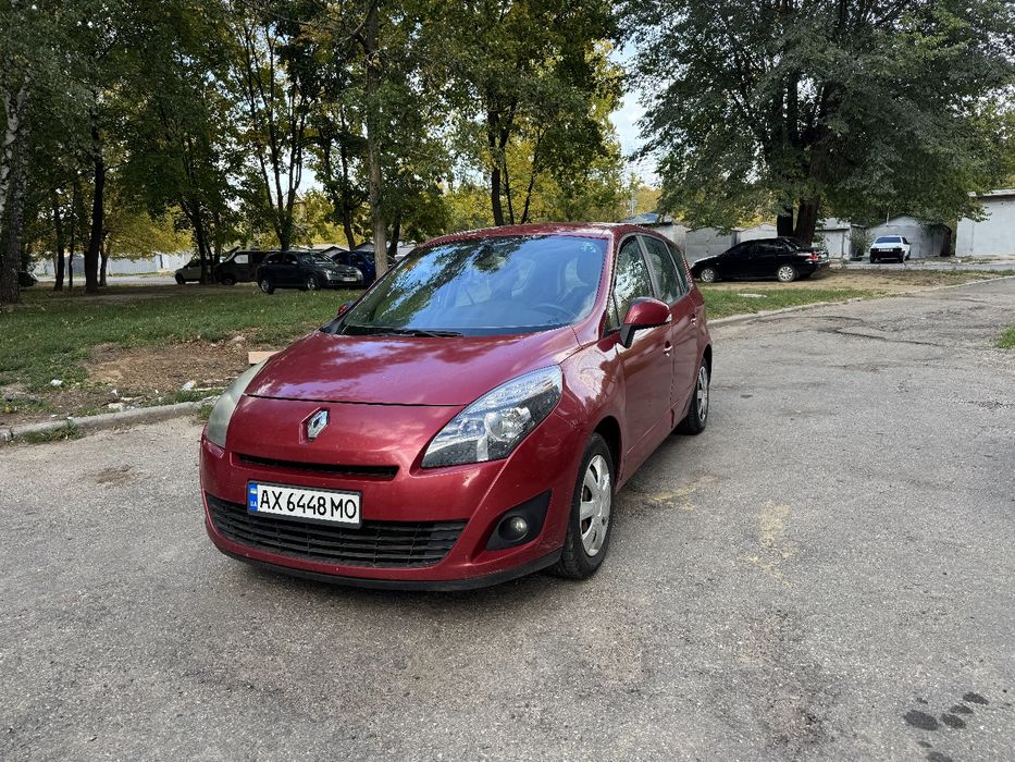 Продам Рено Грандсценик