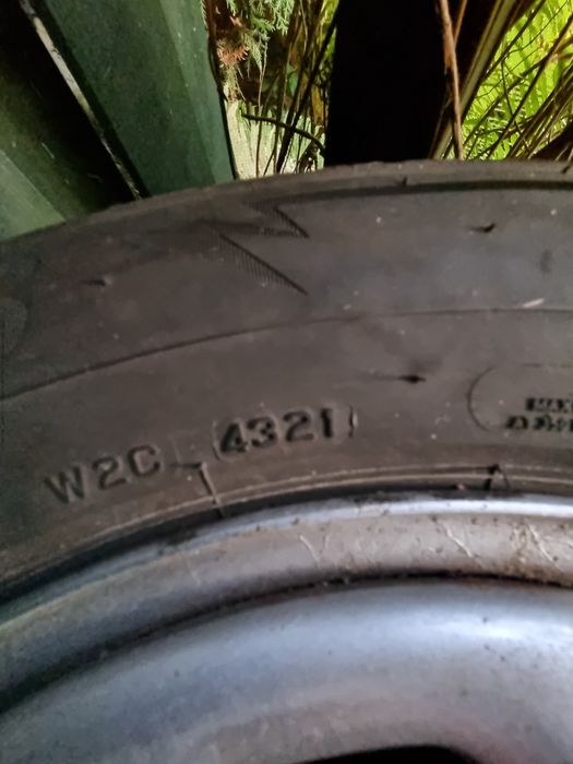 Koła do Duster Dacia opony zimowe felgi stalowe 215/65 16
