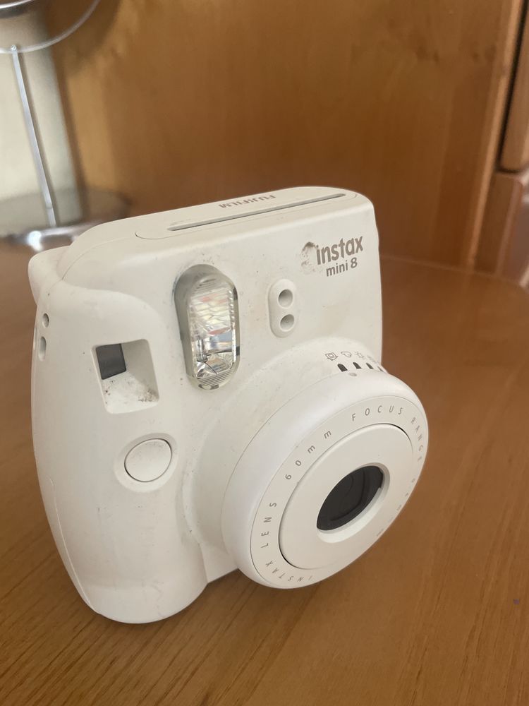 Vendo Instax mini 8 usada