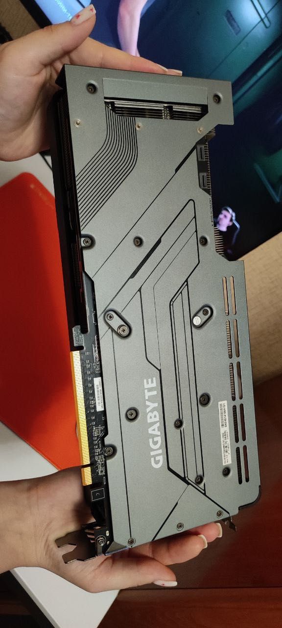Відеокарта RX7800XT