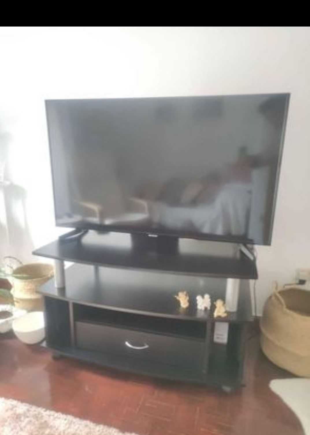 Movél de TV + Mesa de apoio