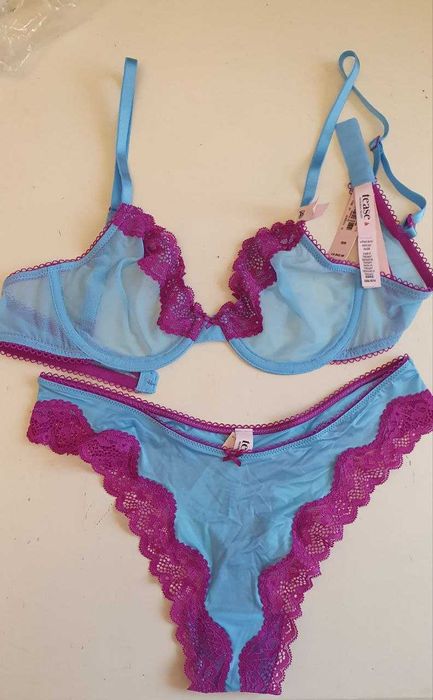 Комплект білизни Victoria's Secret Tease Unlined Demi Bra & High-Leg