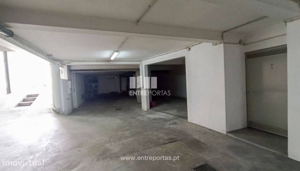 Venda de Garagem com 21 m2, centro de Vila do Conde