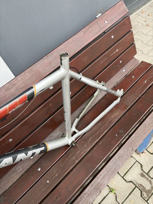 Rama 26 Giant XC850 amortyzator mostek hak