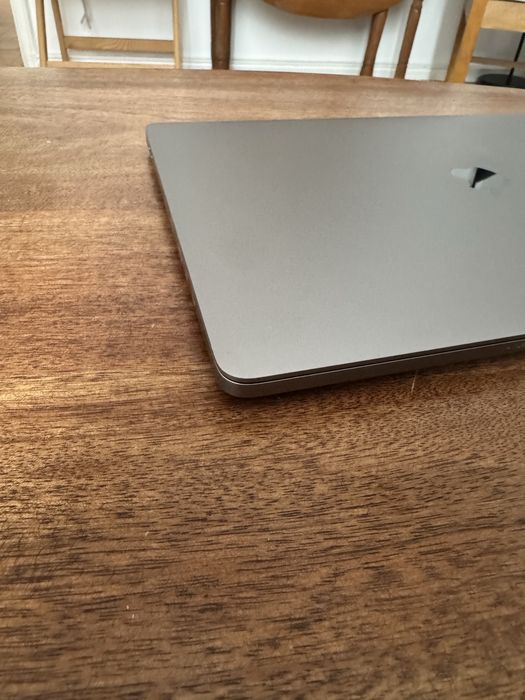 Macbook Pro 16 (2019)