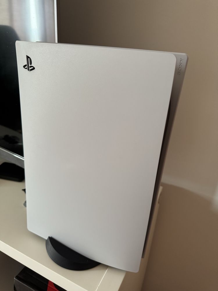 Vendo PS5 825 GB como nova ou troca por pc gaming