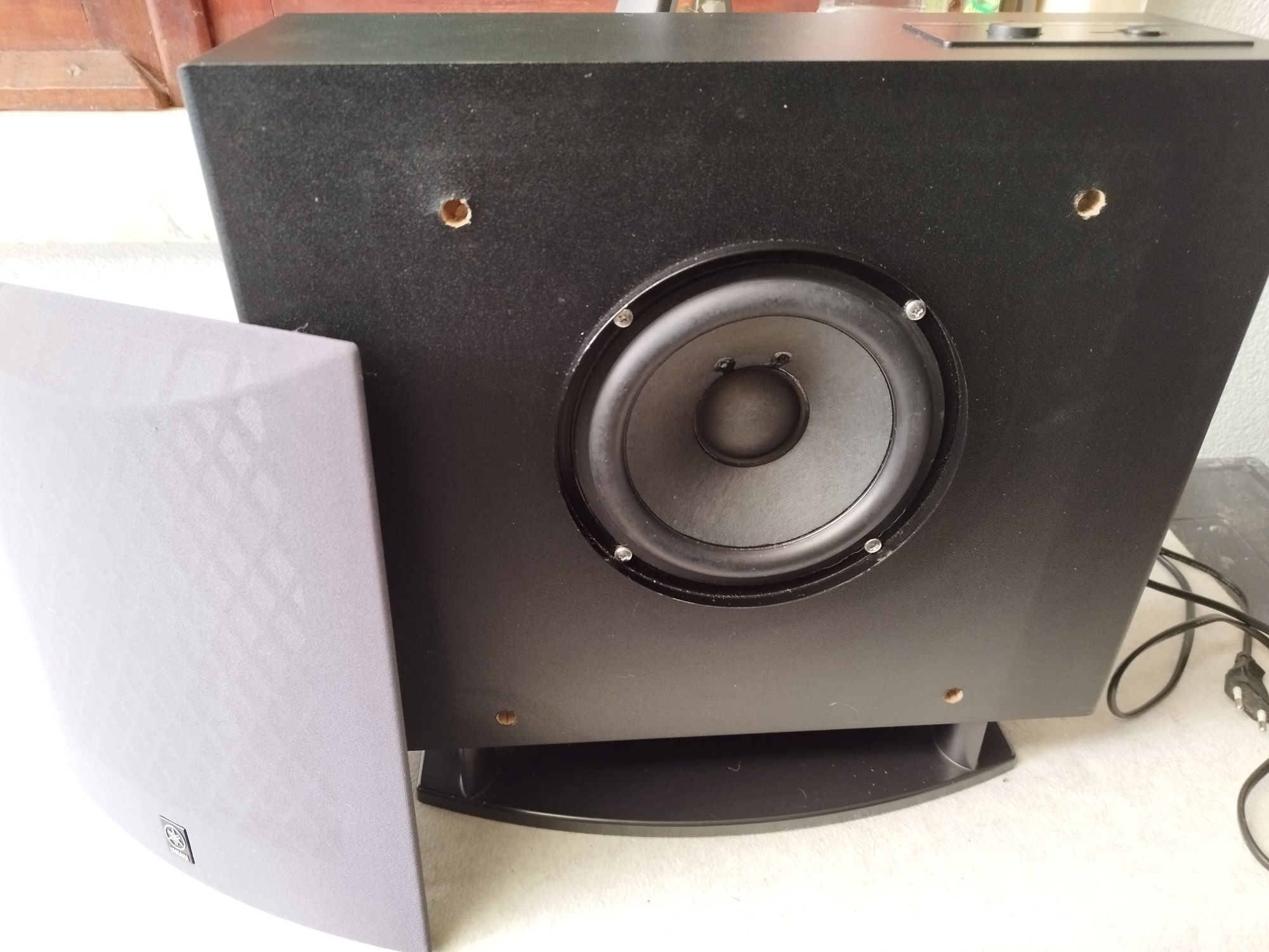 Subwoofer Yamaha YST-FSW100