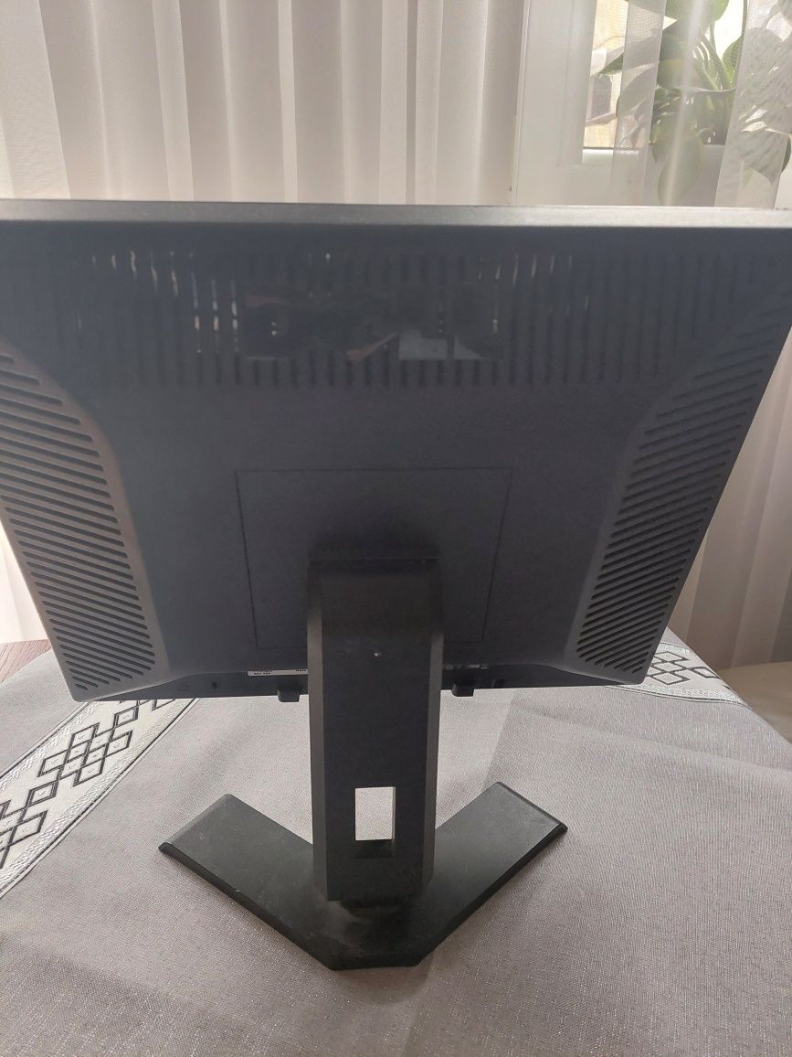 Monitor komputerowy Dell