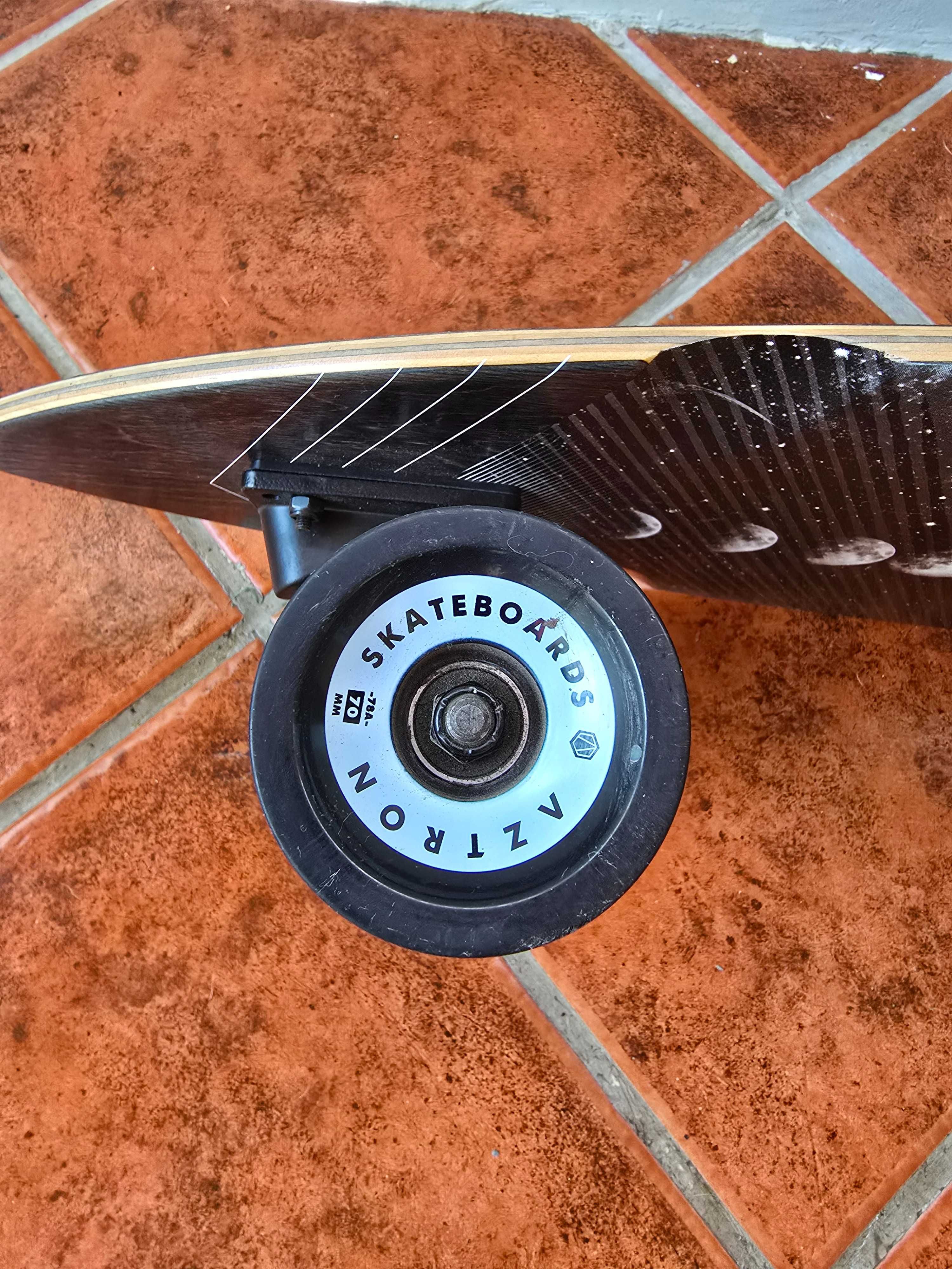 SurfSkate AZTRON como novo