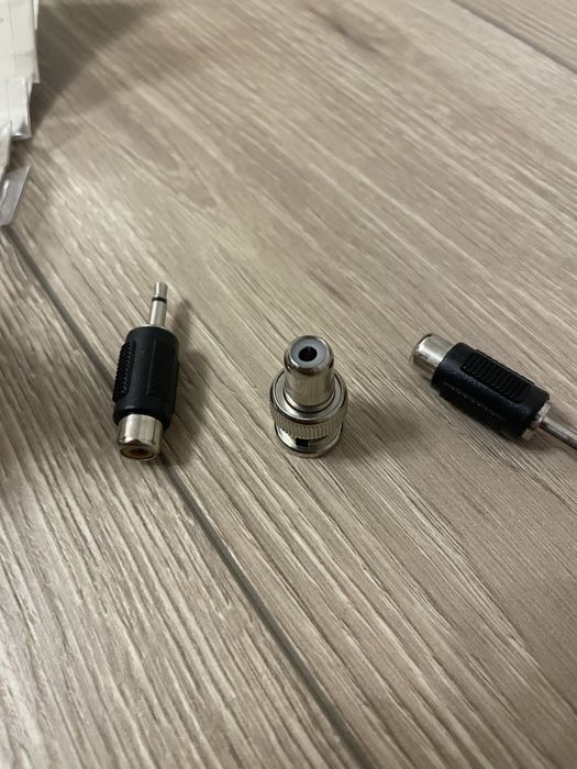 Універсальний набір відеоз'єднань Haku, Німеччина