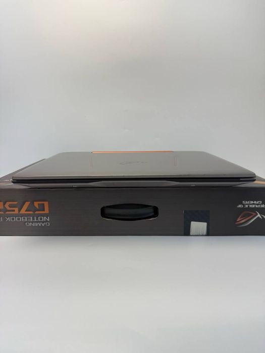 Asus ROG G752 | i7-6700HQ | GTX 1060 6 ГБ | 16/480 | IPS FHD 75 Гц