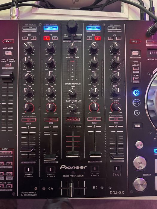 Pioneer DDJ-SX + futerał komplet Serato sprawny