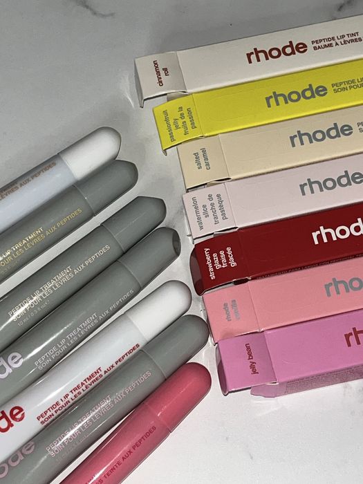 Бальзам для губ Rhode Peptide Lip Tint