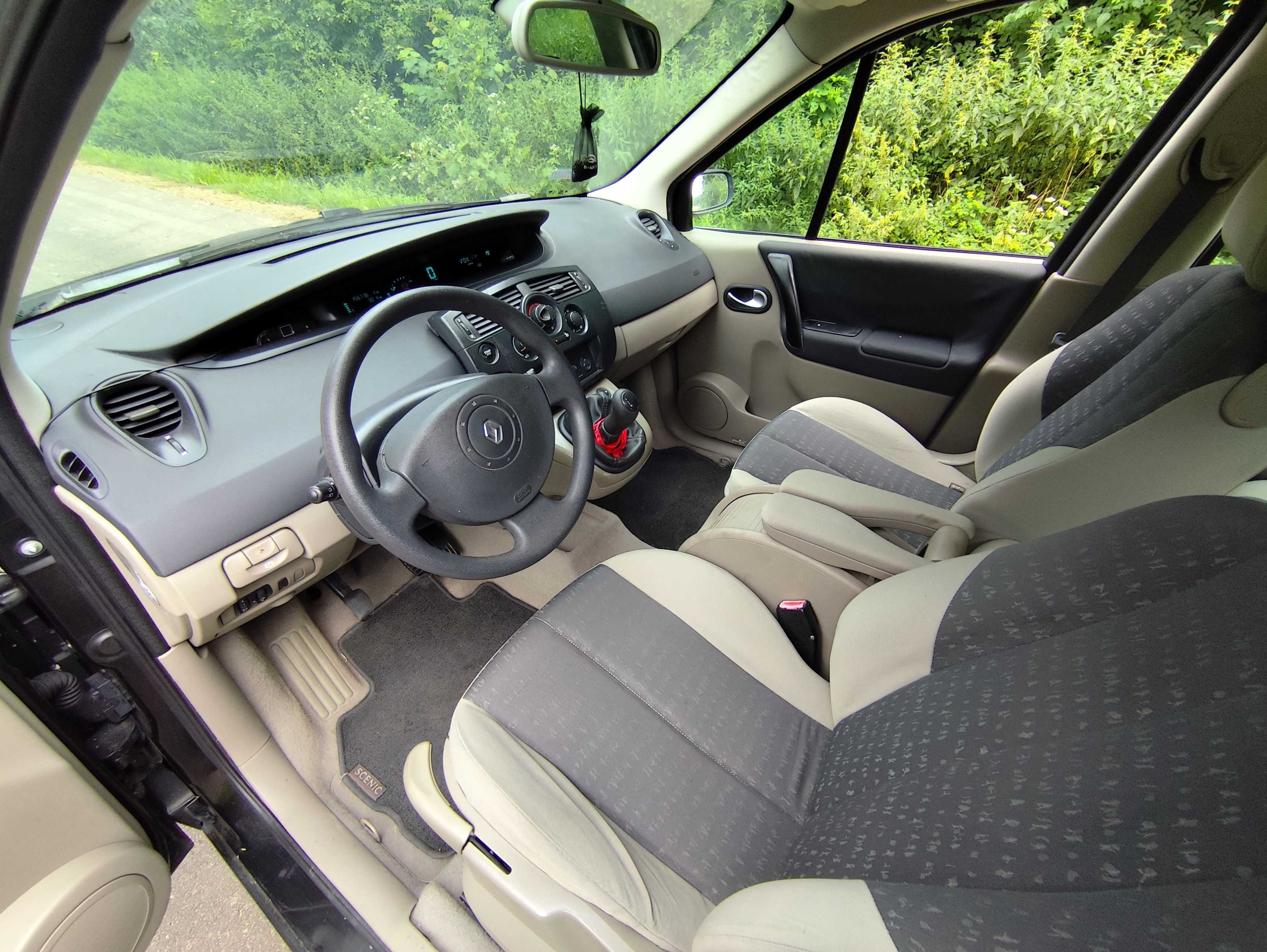 Renault Megane Scenic II 1.6 16v !! Klimatyzacja !! Niski Przebieg !!