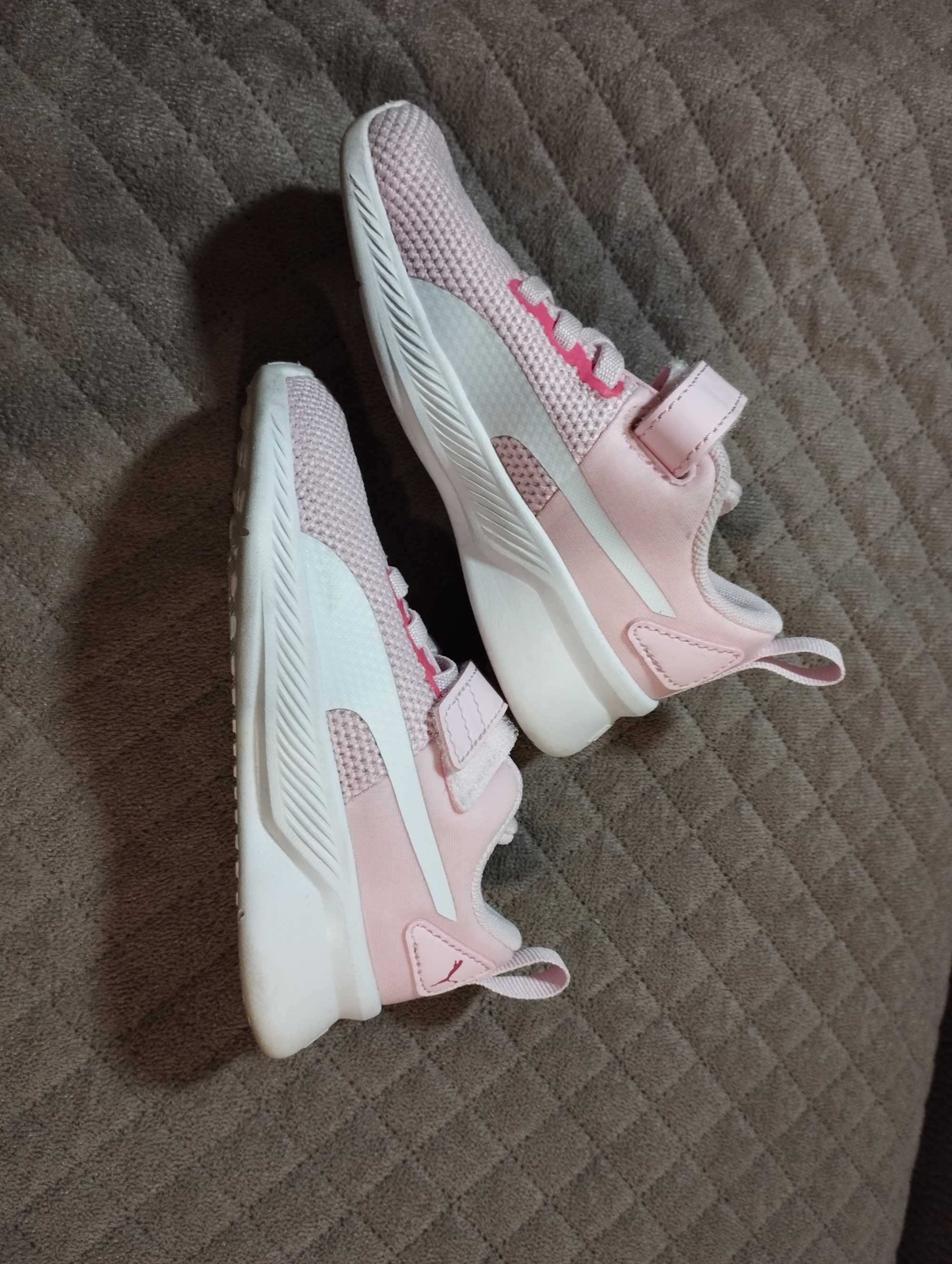 Buty puma różowe dla dziewczynki 23
