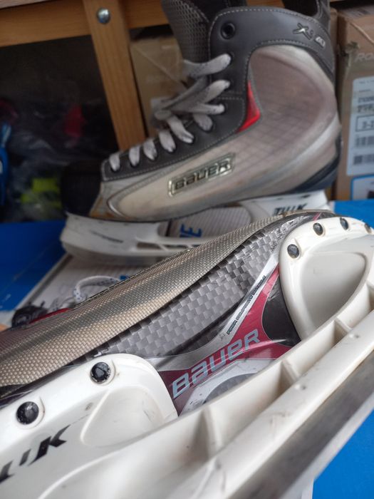 Bauer vapor ковзани